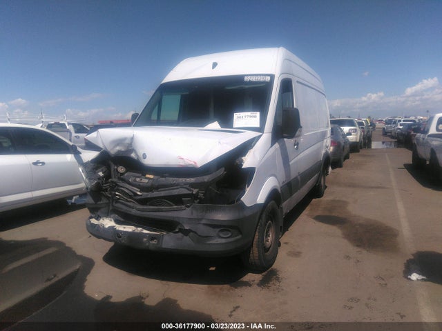Mercedes-Benz SPRINTER CARGO VANS 2015 WD3PE7DCXFP141973 Image 2