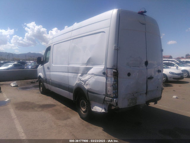 Mercedes-Benz SPRINTER CARGO VANS 2015 WD3PE7DCXFP141973 Image 5