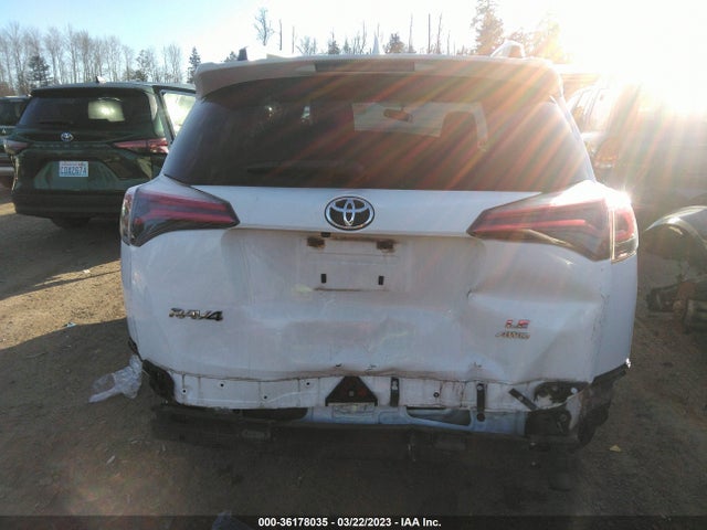 Toyota RAV4 LE 2016 JTMBFREV7GJ078036 Image 8