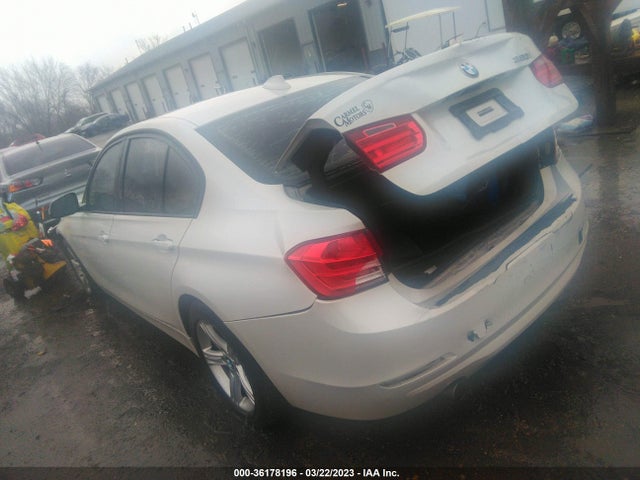 BMW 3 Series 320i 2014 WBA3B1G57ENS80019 Image 3