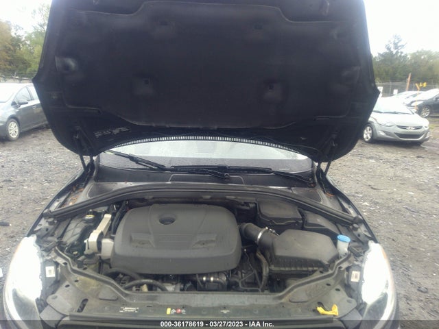 2016 Volvo XC60, VIN: YV440MDK1G2901846