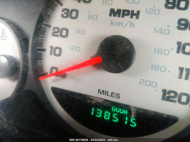 1B3ES56C25D197804 Dodge NEON SXT