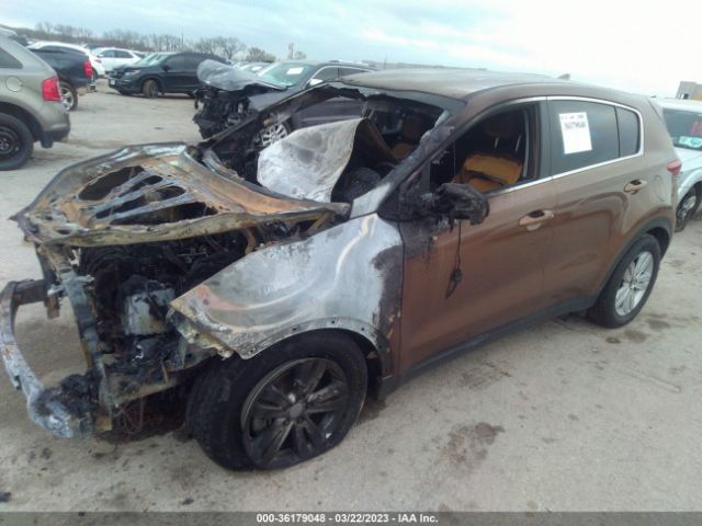 KNDPMCAC4H7273782 KIA Sportage Lx