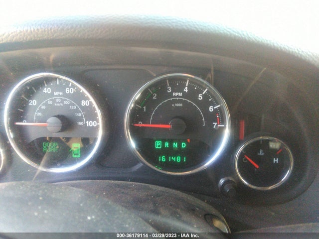 1C4BJWEG4EL253858 Jeep Wrangler Unlimited Altitude