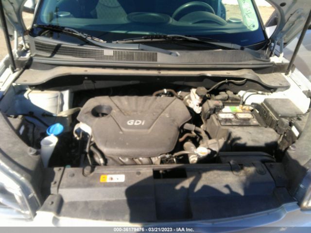 KNDJN2A2XG7832061 KIA Soul Base