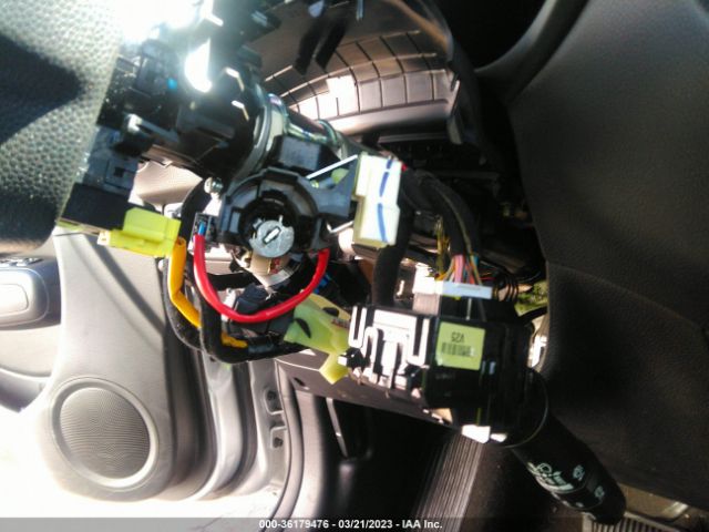 KNDJN2A2XG7832061 KIA Soul Base
