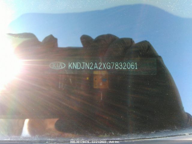 KNDJN2A2XG7832061 KIA Soul Base
