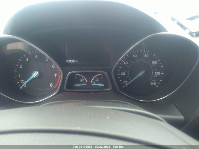 1FMCU9JD1HUC38186 Ford Escape Titanium