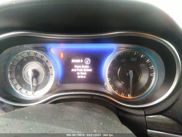 2C3CCAAG0KH500782 Chrysler 300 Touring