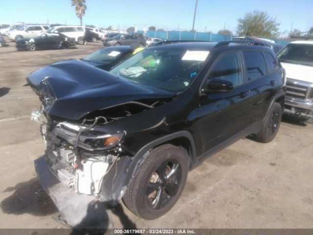 1C4PJMLX1KD283709 Jeep Cherokee Altitude