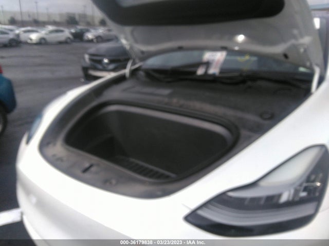 Tesla Model Y Long Range 2021 5YJYGDEE9MF094994 Image 12