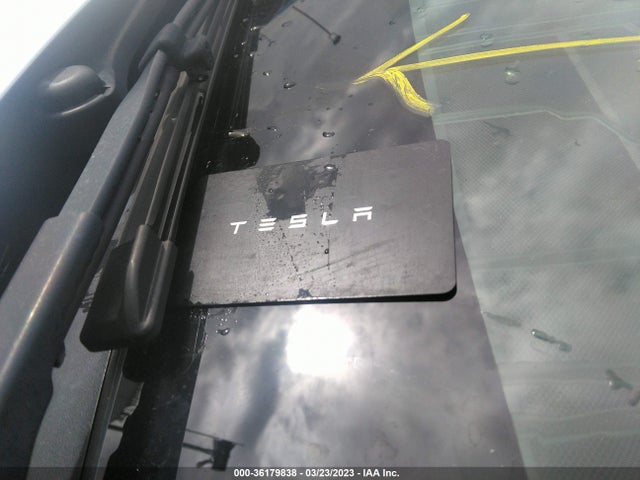 Tesla Model Y Long Range 2021 5YJYGDEE9MF094994 Image 3
