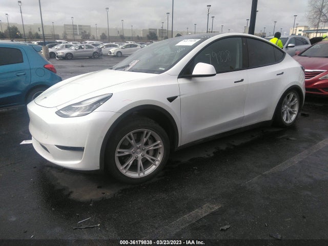 Tesla Model Y Long Range 2021 5YJYGDEE9MF094994 Image 2