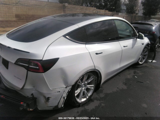 Tesla Model Y Long Range 2021 5YJYGDEE9MF094994 Image 6
