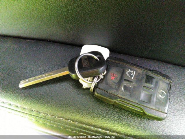1GKS1FKC2HR174373 GMC Yukon Xl Sle
