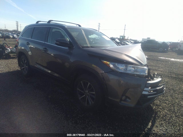 2018 5TDJZRFH4JS524486 main image