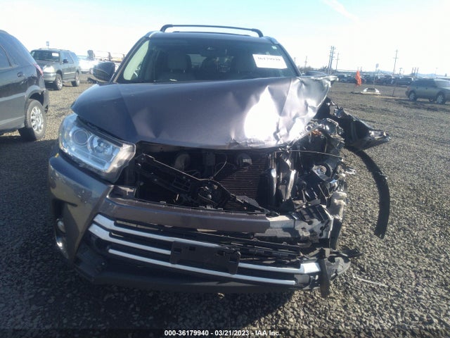 Toyota Highlander Xle 2018 5TDJZRFH4JS524486 Image 8