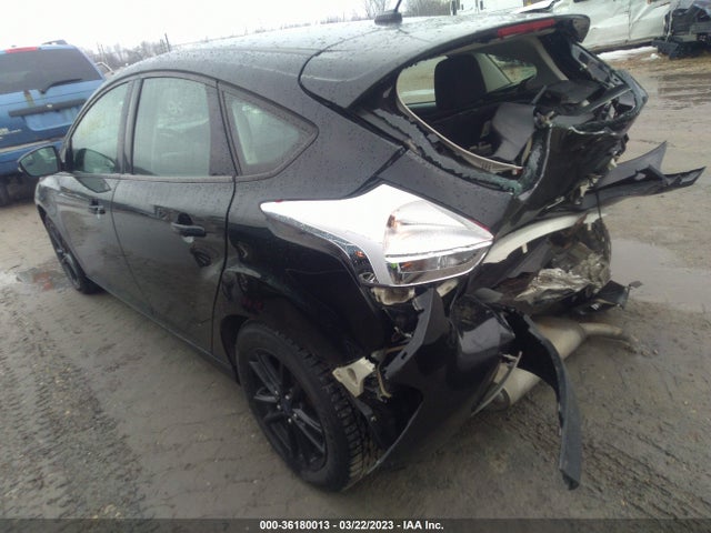 Ford FOCUS SE 2015 1FADP3K22FL367850 Image 3