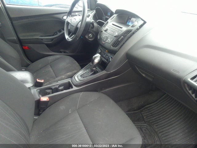 Ford FOCUS SE 2015 1FADP3K22FL367850 Image 5