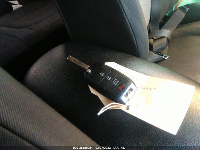 2015 KIA SOUL BASE VIN: KNDJN2A2XF7783328