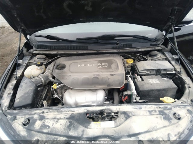 1C3CCCAB4FN753990 Chrysler 200 Limited