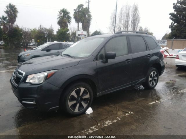 JF2SJAGC3JH406919 Subaru Forester Premium