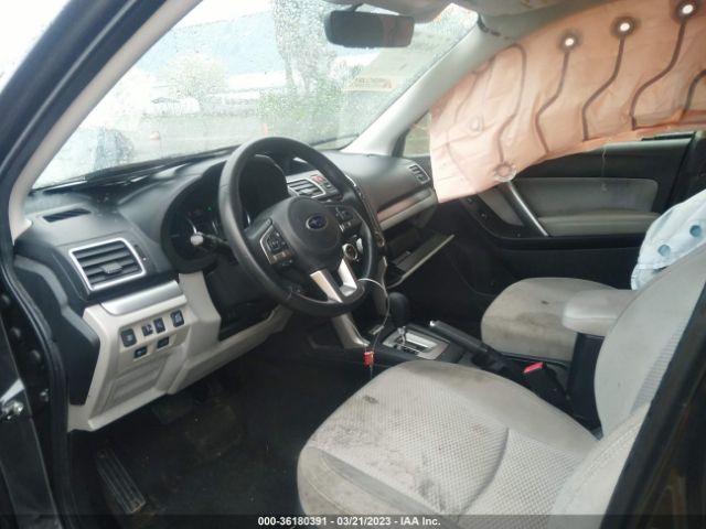JF2SJAGC3JH406919 Subaru Forester Premium