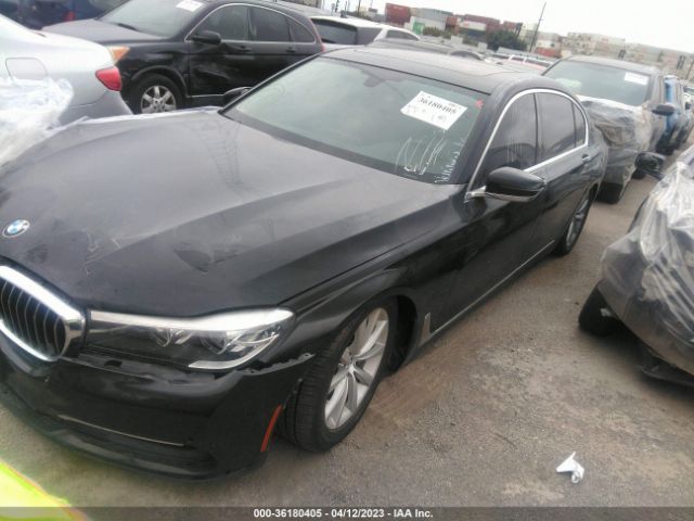 WBA7E2C59HG739841 BMW 7 Series 740i