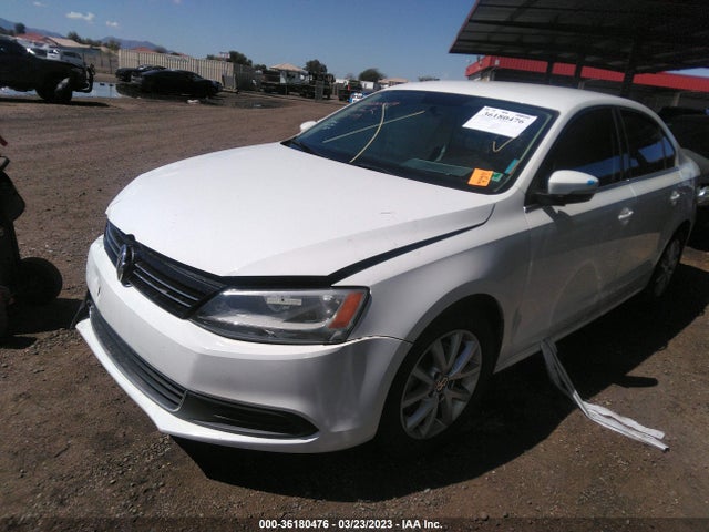 3VWD17AJ0EM380540 Volkswagen Jetta Sedan Se W/connectivity