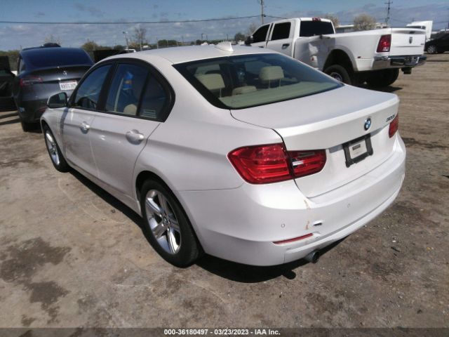 WBA3B1C51FK135700 BMW 3 Series 320i