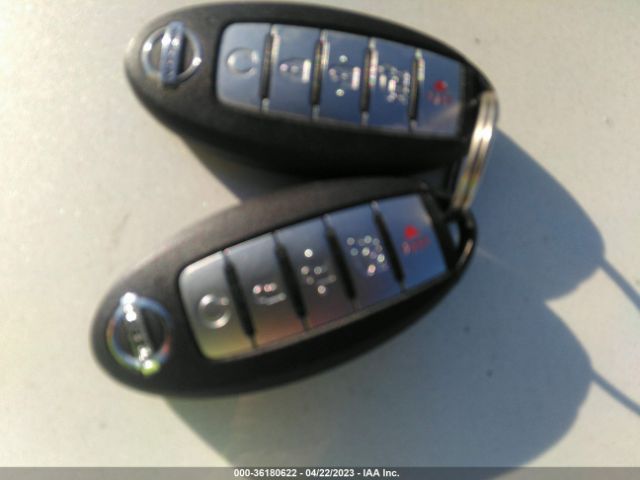 JN8AT2MT3LW012497 Nissan ROGUE SV