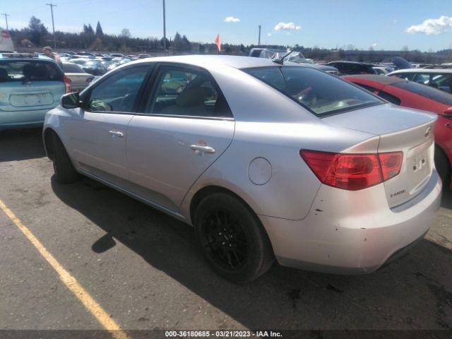 KNAFT4A27C5509824 KIA FORTE LX