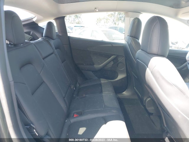 2021 Tesla Model Y, VIN: 5YJYGDEE3MF299792