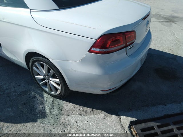 WVWBW7AH7CV021617 Volkswagen Eos Komfort