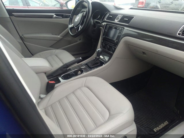 1VWCT7A39HC077561 Volkswagen Passat 1.8t Sel Premium