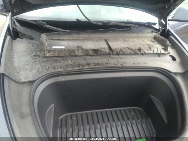 Tesla Model Y Long Range 2021 5YJYGDEE7MF304475 Image 11