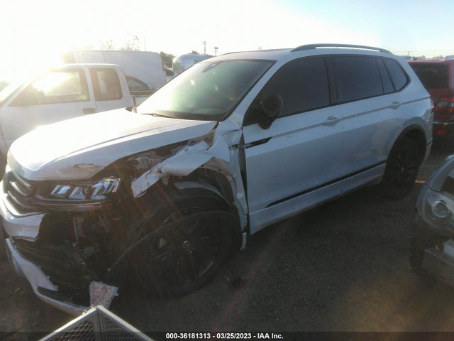 3VVCB7AX7NM137003 Volkswagen Tiguan Se R-line Black