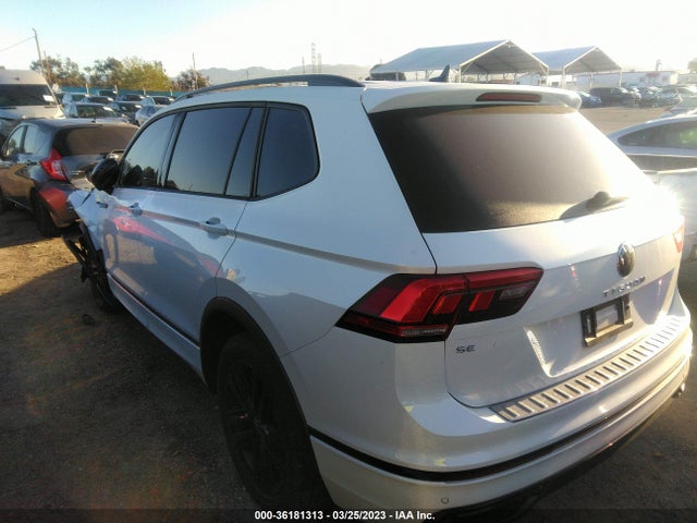 3VVCB7AX7NM137003 Volkswagen Tiguan Se R-line Black