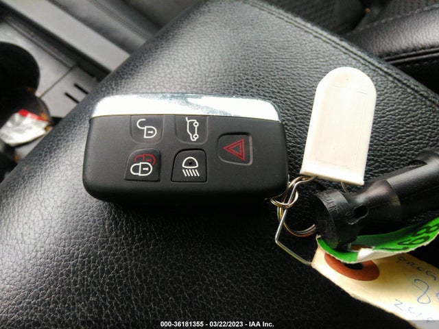 2018 Land Rover Discovery, VIN: SALCP2RX8JH757390