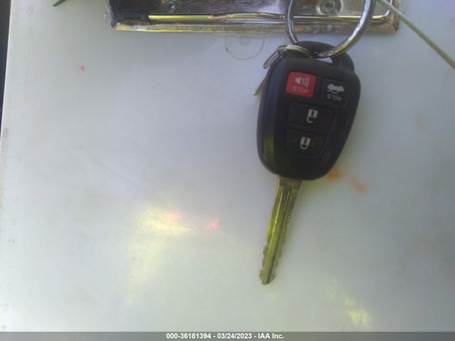 Toyota Corolla L/le/s/s Plus/le Plus 2014 5YFBURHE8EP101639 Image 3