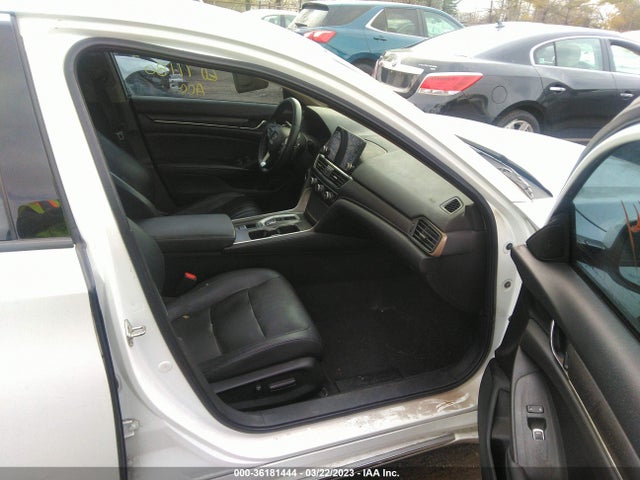 2018 HONDA ACCORD VIN: 1HGCV2F53JA010192
