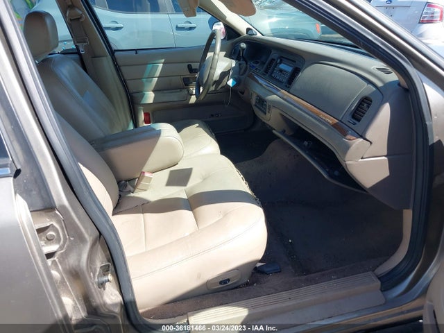 2003 FORD CROWN VICTORIA LX VIN: 2FAFP74WX3X152893