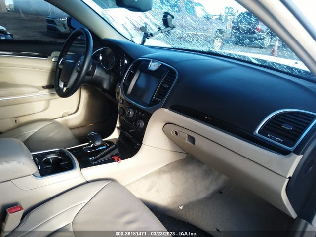 2C3CCAAG0EH297056 Chrysler 300