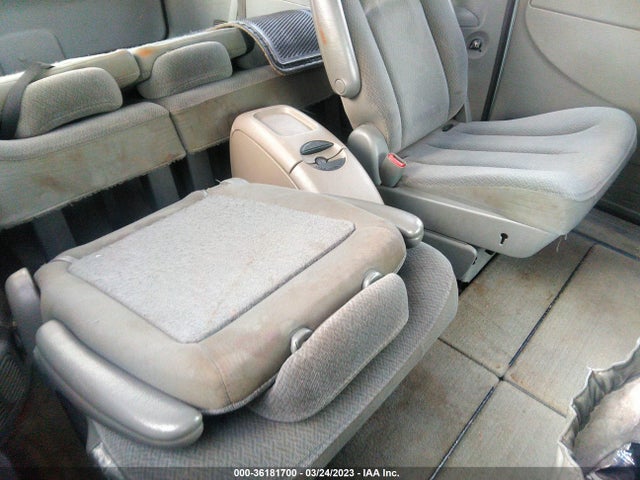 2005 DODGE GRAND CARAVAN SXT VIN: 2D4GP44LX5R249427