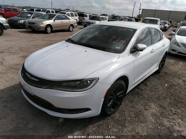 Chrysler 200 Limited 2015 1C3CCCAB3FN671782 Image 2