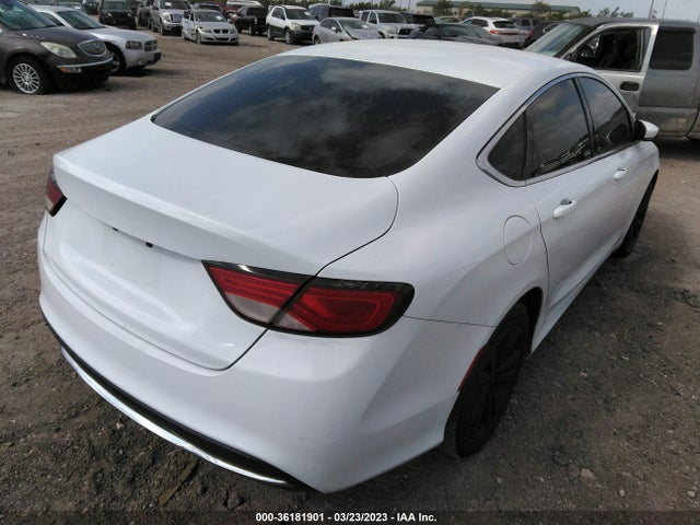 Chrysler 200 Limited 2015 1C3CCCAB3FN671782 Image 4