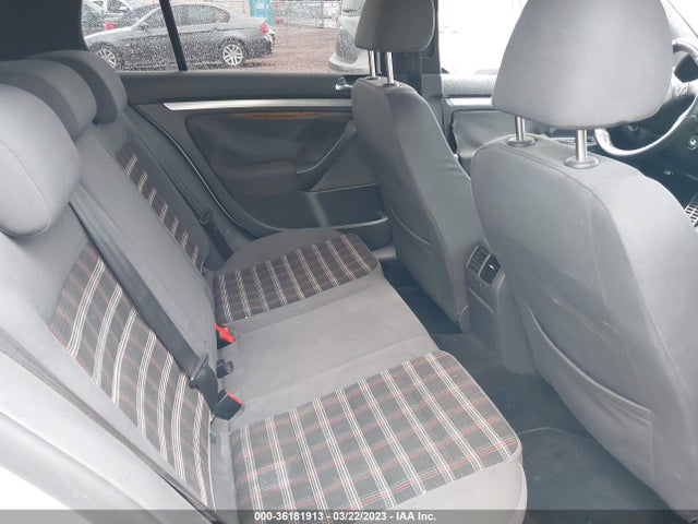 2008 VOLKSWAGEN GTI VIN: WVWHV71K88W089354