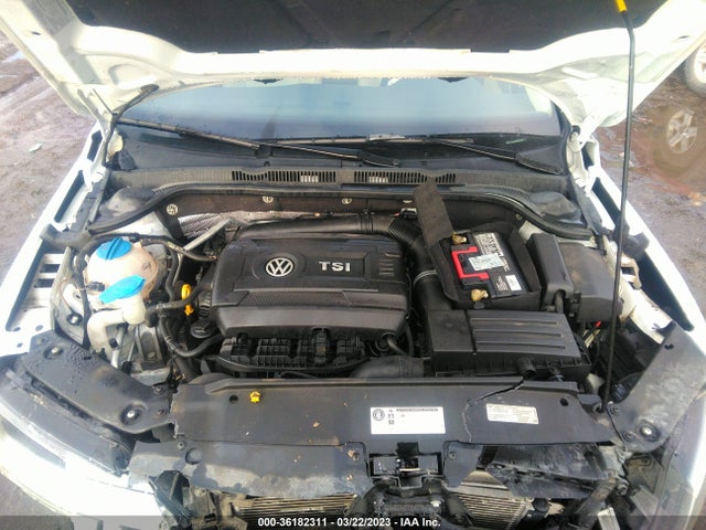 3VWL17AJ0HM375841 Volkswagen Jetta 1.8t Sel