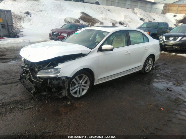 3VWL17AJ0HM375841 Volkswagen Jetta 1.8t Sel