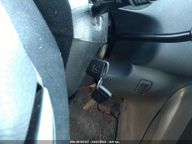 2004 HONDA PILOT EX VIN: 2HKYF18544H510450